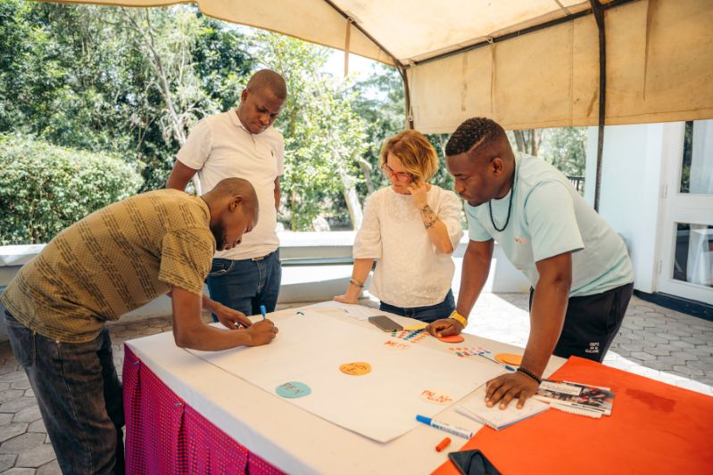 Group work, FACILIDADE team (Mozambique) & Asmara Figue (EOL), OC2 learning event, Tanzania, Nov2024,
