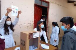 Election of the student government. January 14 School; Presto municipality; Quechua region.